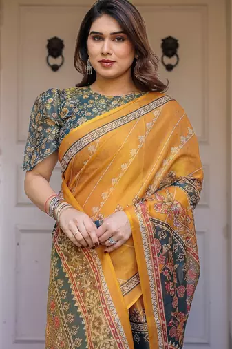 Soft & comfortable handloom cotton floral printed saree with blouse