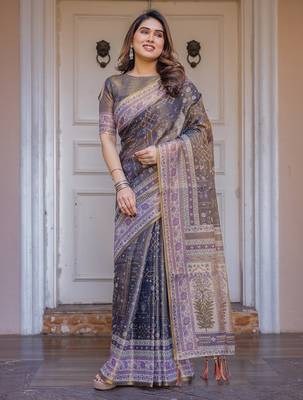 Women's ethnic handloom cotton floral printed saree with blouse 2