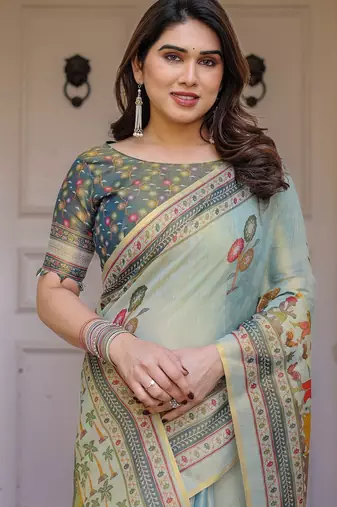 Stylish handloom cotton floral print saree with matching blouse piece