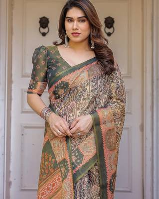 Lightweight handloom cotton floral printed saree for daily wear with blouse 4