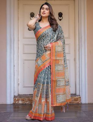 Soft handloom cotton floral printed saree with 5.5m saree & blouse piece 2