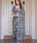 Elegant handloom cotton printed saree with floral design & blouse piece