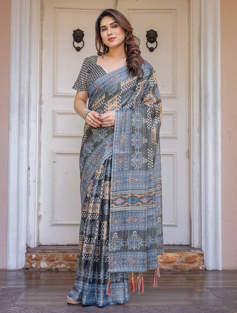 Elegant handloom cotton printed saree with floral design & blouse piece