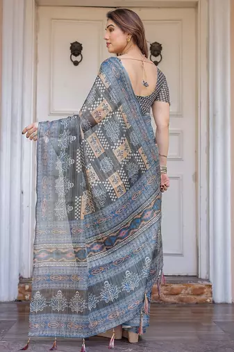 Elegant handloom cotton printed saree with floral design & blouse piece