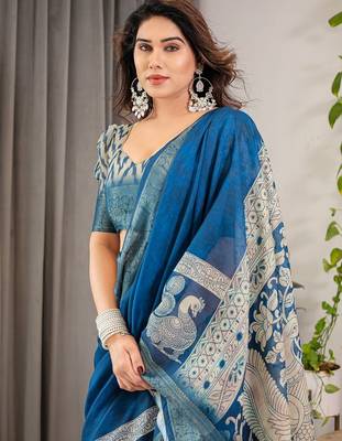 Pastel floral handloom linen weaved with golden zari saree with pallu tassels & blouse piece 4
