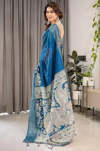 Pastel floral handloom linen weaved with golden zari saree with pallu tassels & blouse piece