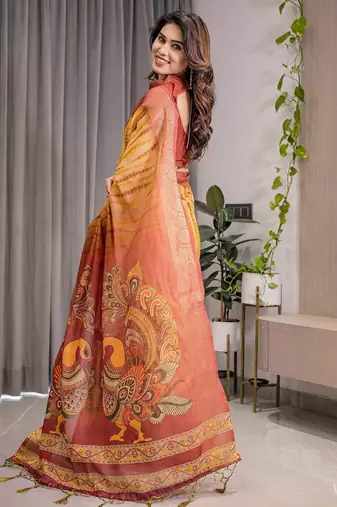 Printed handloom linen weaved with golden zari saree for women with floral design and tassels
