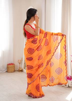  georgette bandhani gola print saree with mirror work & cutwork border 2