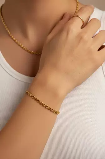 Elegant Eternal Love Woven Chain Bracelet for Women | 18K Gold Plated Anti-Tarnish Stainless Steel Jewellery