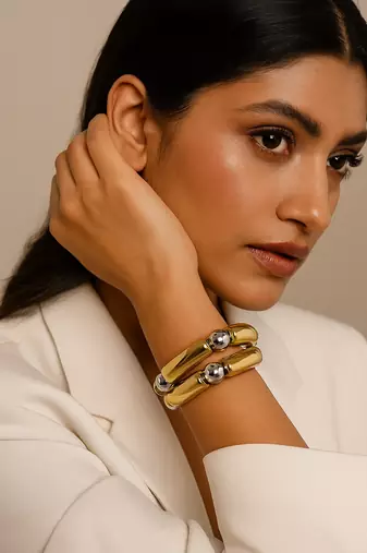 Beaded bracelet: round gold