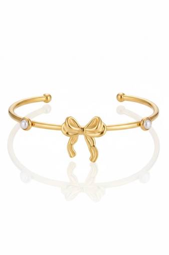 Pearl bow bracelet