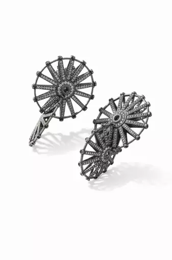 Vintage wheel danglers