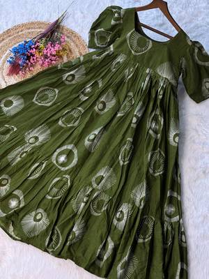Exclusive Green Printed Cotton Casual Wear Dress 9