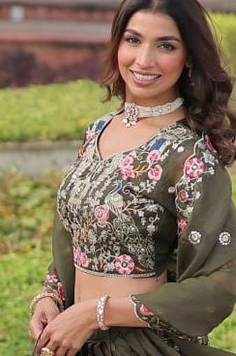 Womens New Trending Gold Crush with Sequins Zari and Codding Embroidered Work Lehenga Choli