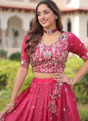 Womens Trending Gold Crush with Sequins Zari and Codding Embroidered Work Lehenga Choli 3