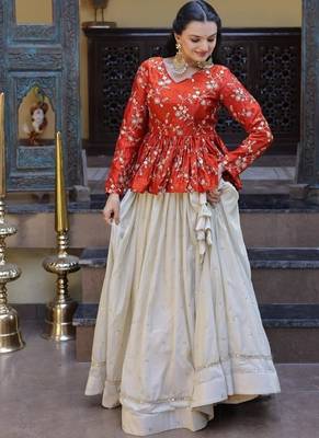 Womens Bollywood Style Zari Embroidered with Mirror Lace Embellished work Lehenga Choli 3