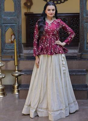 Womens New Bollywood Style Zari Embroidered with Mirror Lace Embellished work Lehenga Choli 2