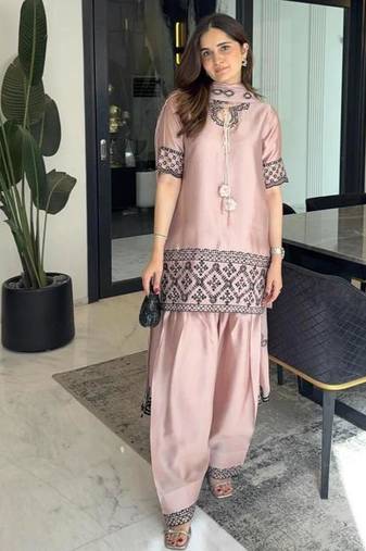 Dusty rose embroidery crepe fully stitched farshi salwar suit set
