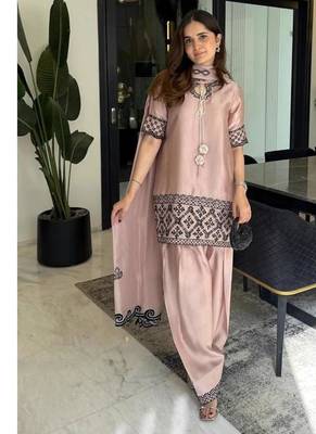 Dusty rose embroidery crepe fully stitched farshi salwar suit set 3