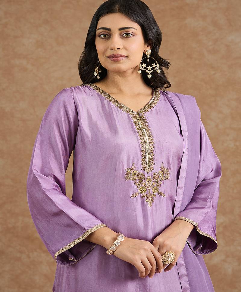 Dull purple opara silk hand embroidered kurta set