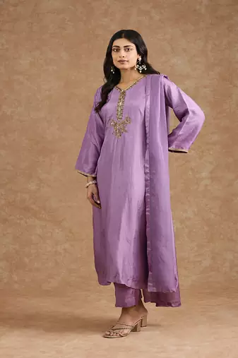 Dull purple opara silk hand embroidered kurta set