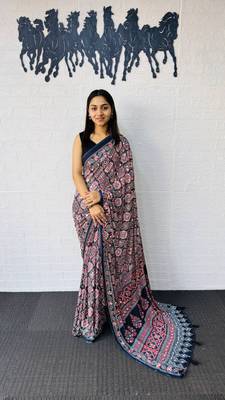 Black Color  Heavy Mirror Work with Elegant Latkan Pallu Border Work Satin Saree 1