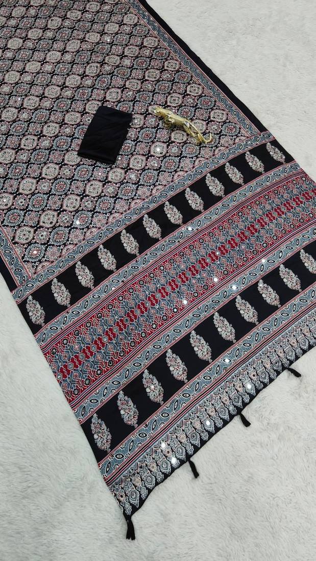 Black Color Mirror And  Latkan Pallu Border Work Satin Saree