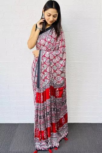 Red Color Mirror And  Latkan Pallu Border Work Satin Saree