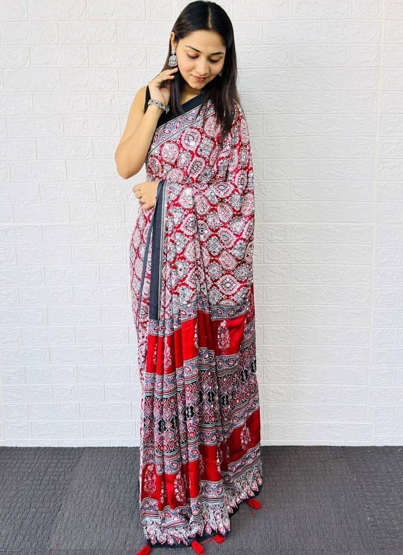 Red Color Mirror And  Latkan Pallu Border Work Satin Saree