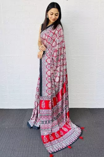 Red Color Mirror And  Latkan Pallu Border Work Satin Saree