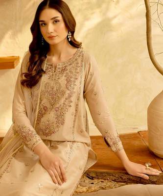 Beige silk blend embroidered farshia salwaar set 4