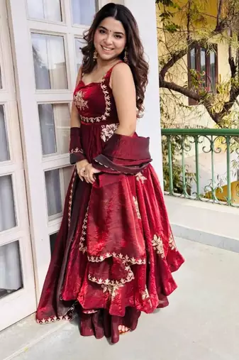 Red silk blend embroidered gown 7meter fully flair