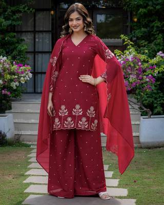 Red silk blend embroidered farshi palazzo set 3
