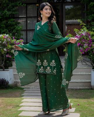 Dark green silk blend embroidered farshi palazzo set 4