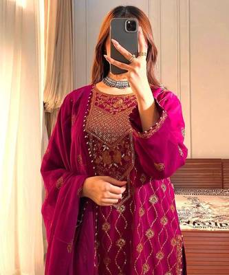 Rani pink faux georgette embroidered trouser set 4