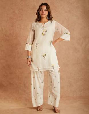 Off white cotton silk embroidered farshi salwar set 4