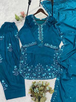 Teal silk blend embroidered farshi salwar set 3