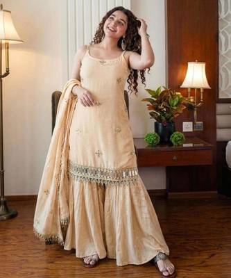 Cream silk blend embroidered sharara set 3