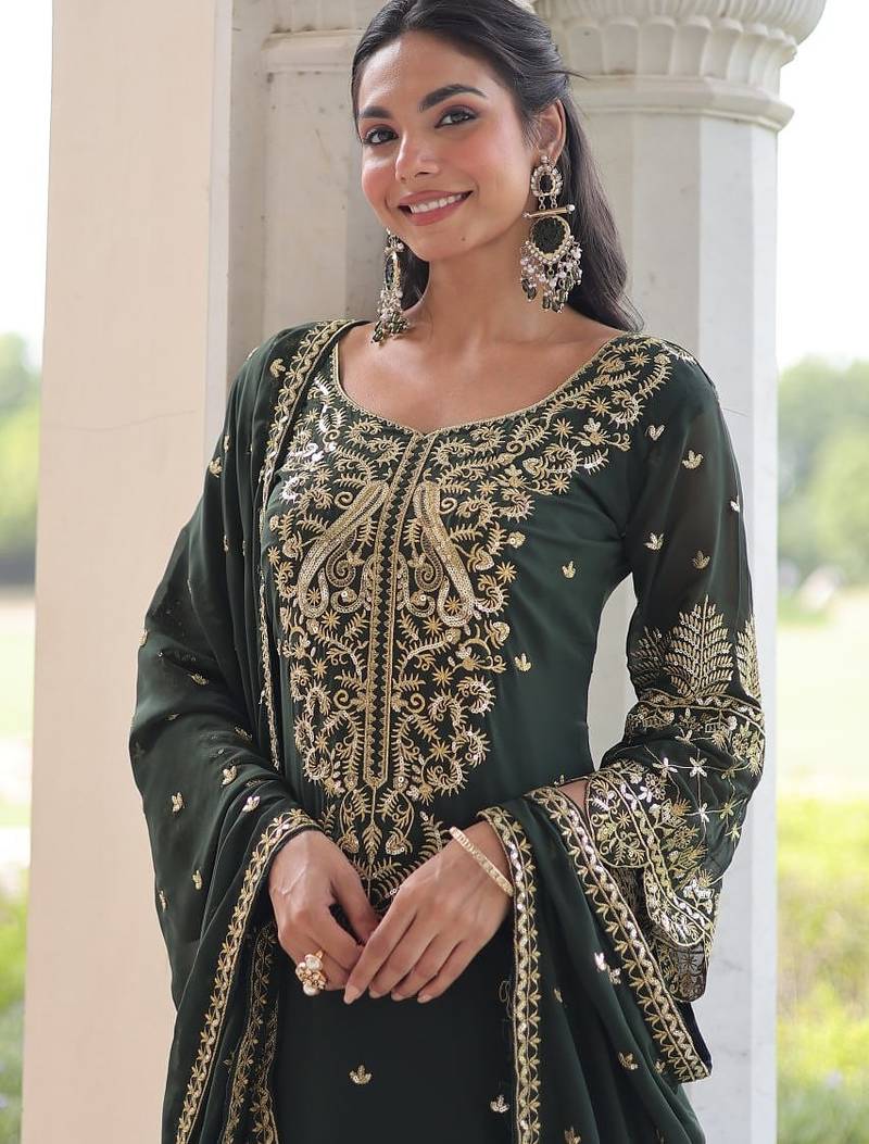 Womens new trendy faux blooming with embroidered work  kurta set