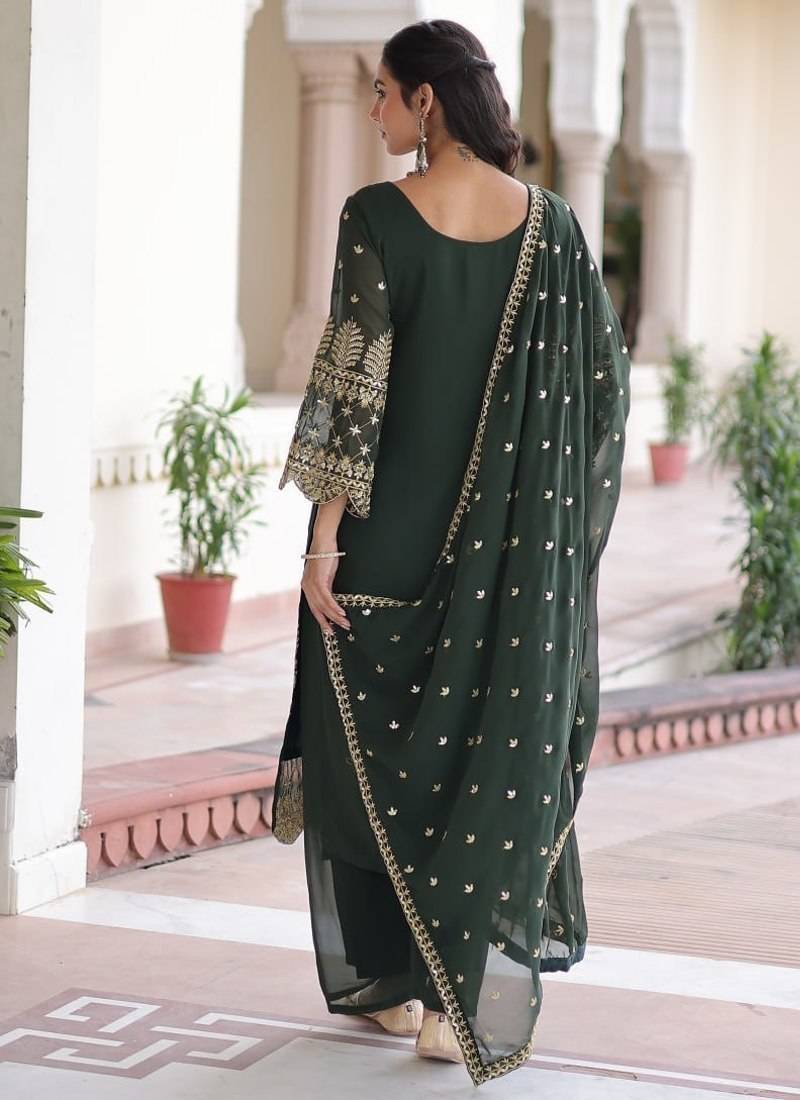 Womens new trendy faux blooming with embroidered work  kurta set