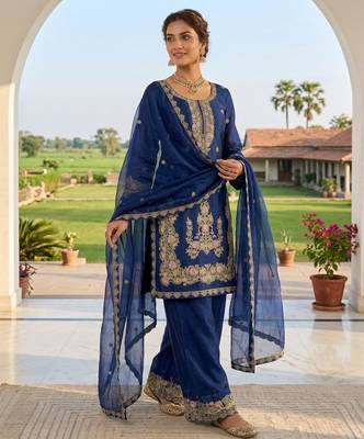 Royal blue silk blend embroidered farshi salwar set 3