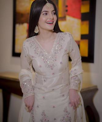 Cream silk blend embroidered palazzo set 3