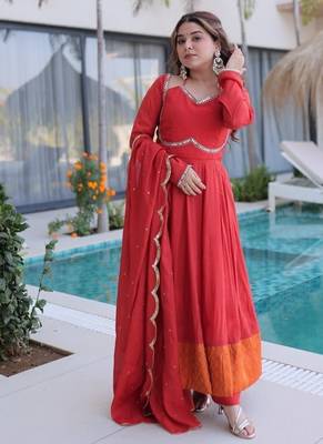 Womens mul chanderi with rich mirror lace work kurta set 1