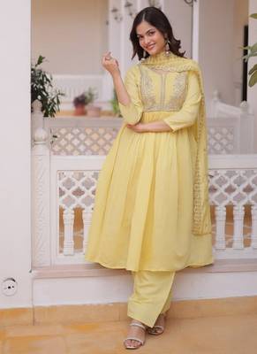 womens mul chanderi with beads embroidery-work kurta set 1