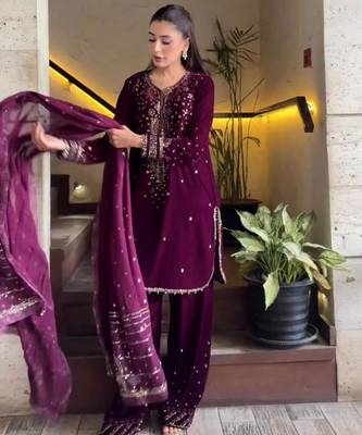 Wine silk blend embroidered palazzo set 2