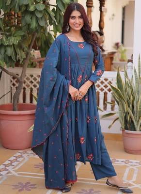Womens simple cotton with embroidered work kurta set 1