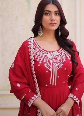 womens  mul chanderi with beads embroidery-work kurta set 3