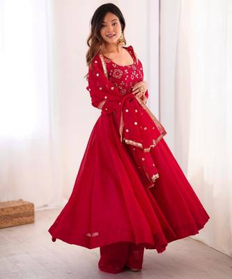 Red silk blend embroidered anarkali suit 3