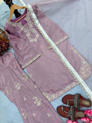 Lavender silk blend embroidered FARSHI SALWAR KAMEEZ  3