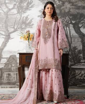 Pink silk blend embroidered sharara set 2